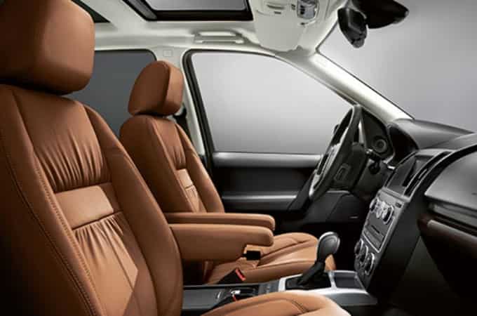 The  LR2’s Tan Windsor leather seats
