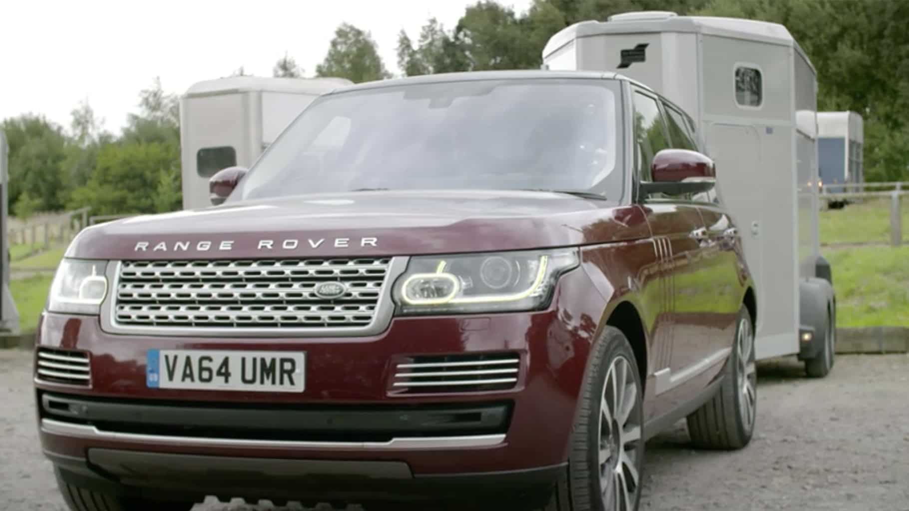 Range Rover Sport towing the new concept transparent trailer