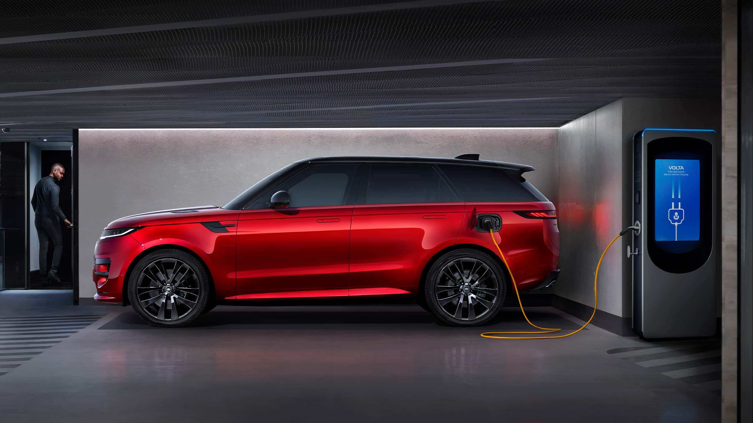 Range Rover Sport 2022 | Performance | Land Rover