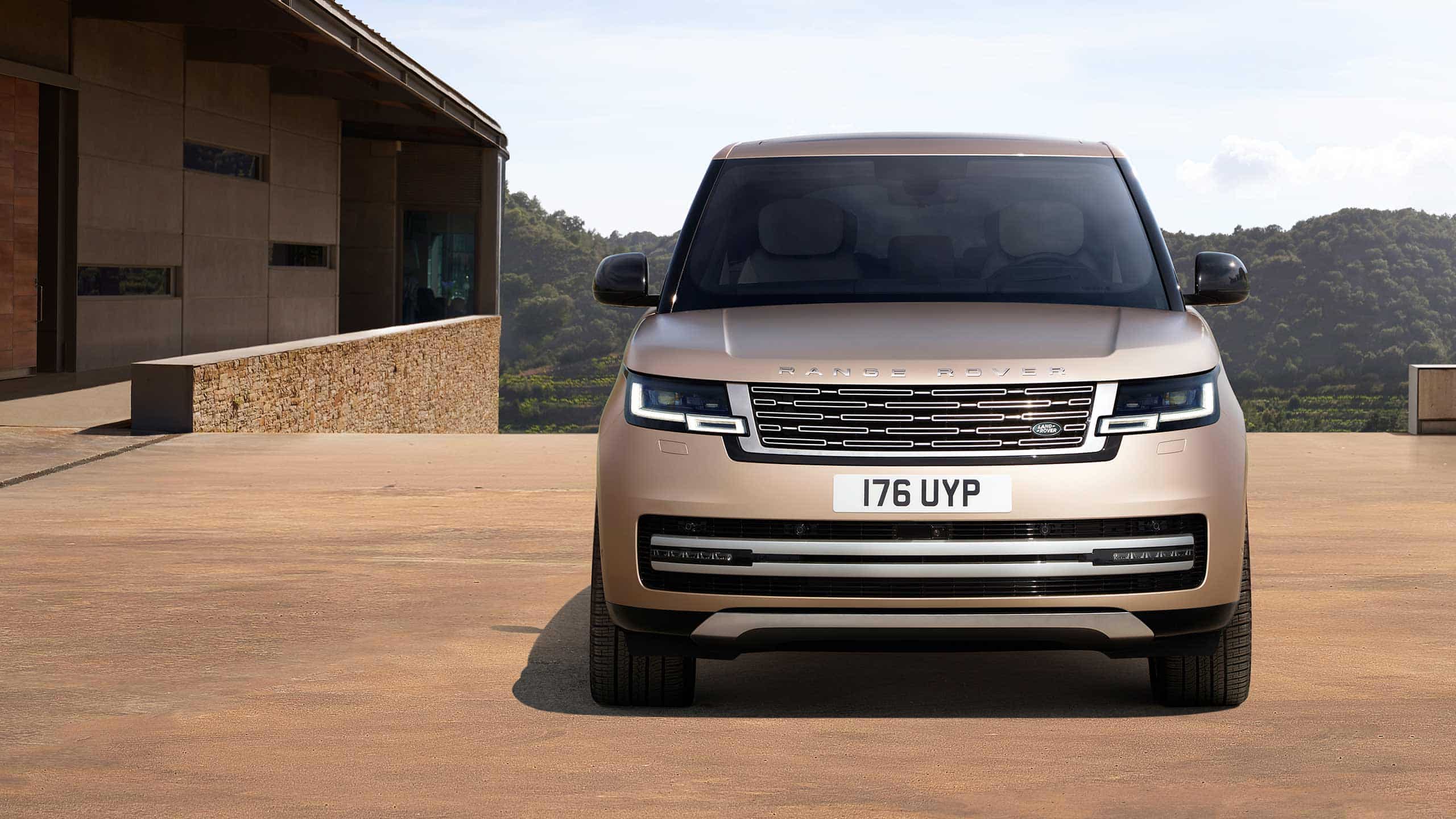 Range Rover Gallery | Experience The Luxury SUV | Range Rover