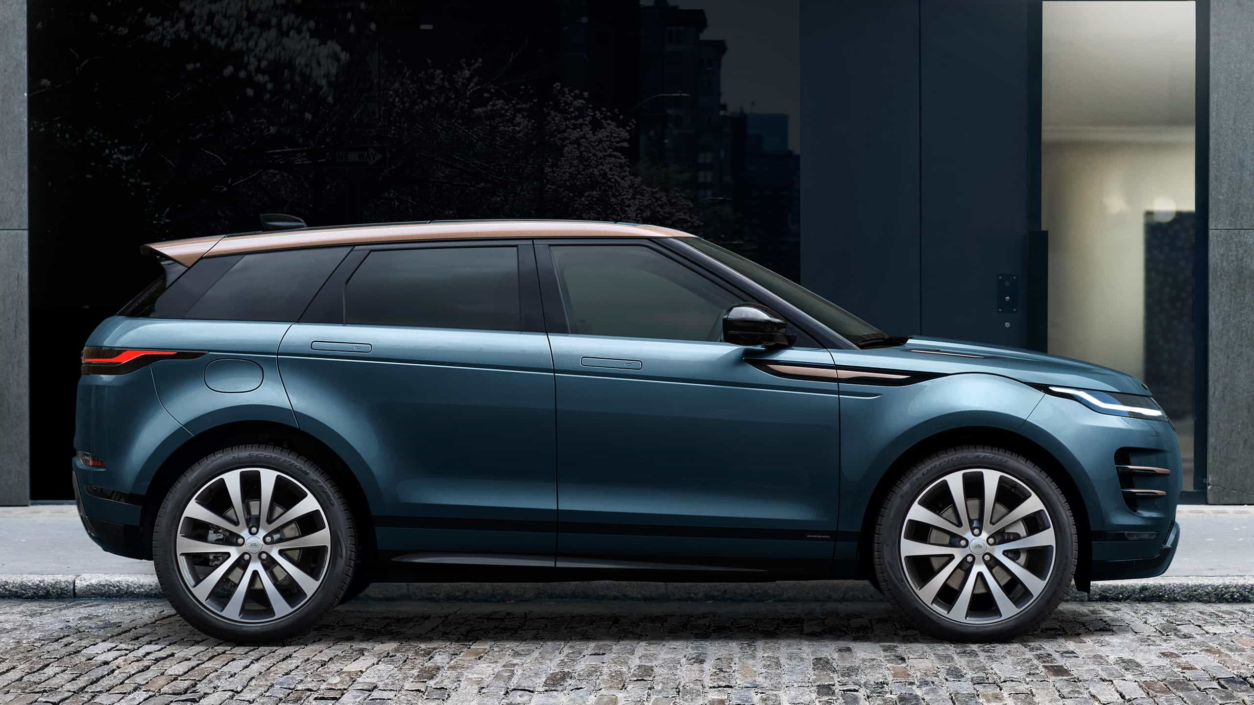 Land Rover Range Rover Evoque Plug-In Hybrid SUV: The Complete Guide For  The UK - Ezoomed