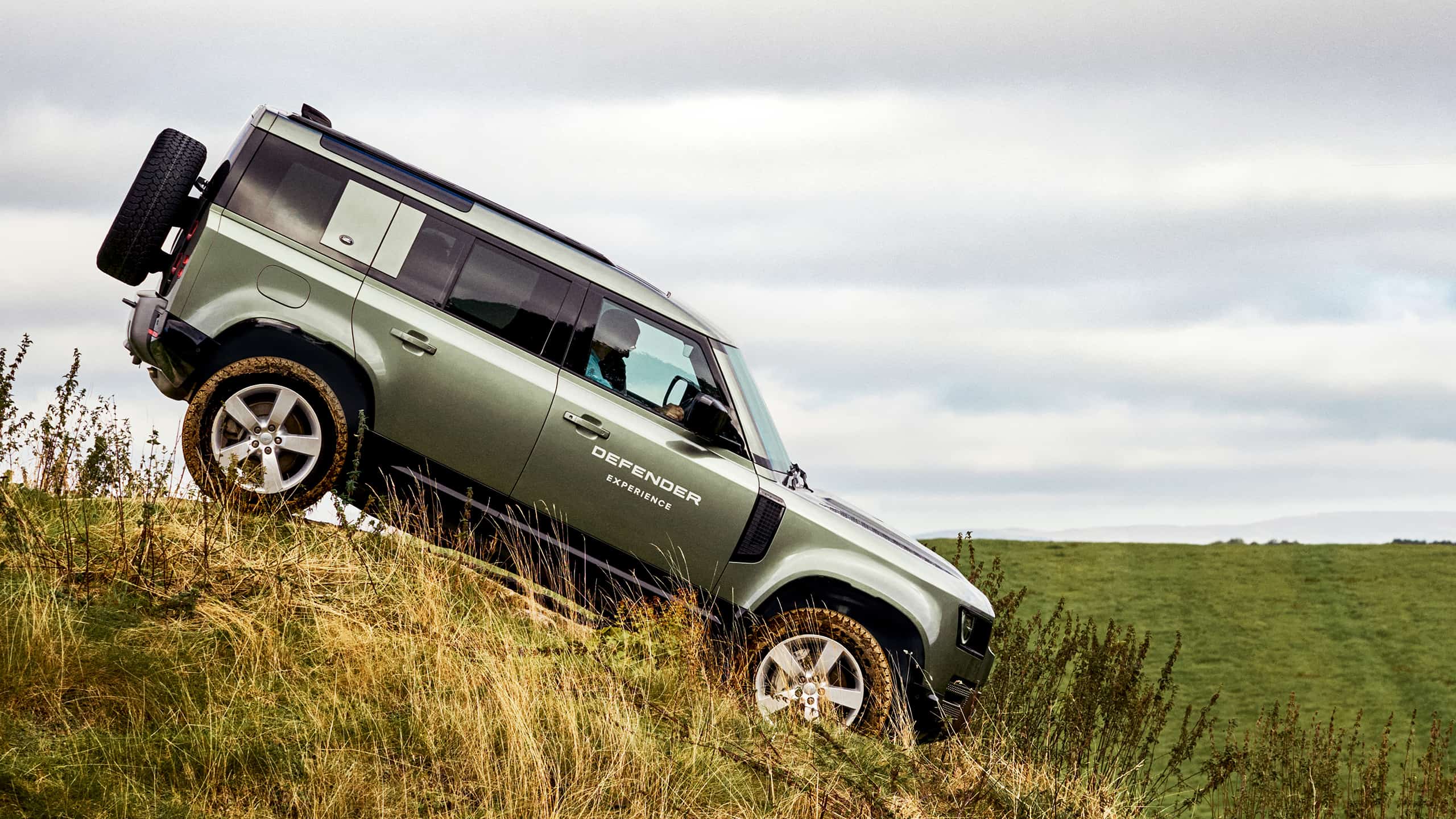 DEFENDER ONE HOUR EXPERIENCE